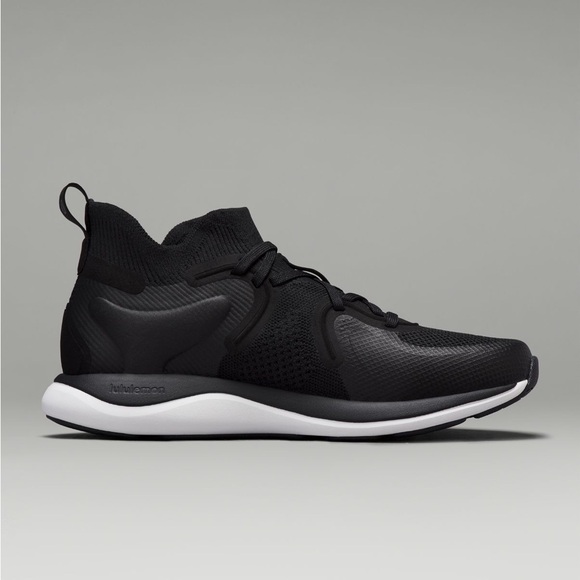 lululemon athletica Black Running Shoes chargefeel workout mid women’s sz9 - Picture 3 of 11